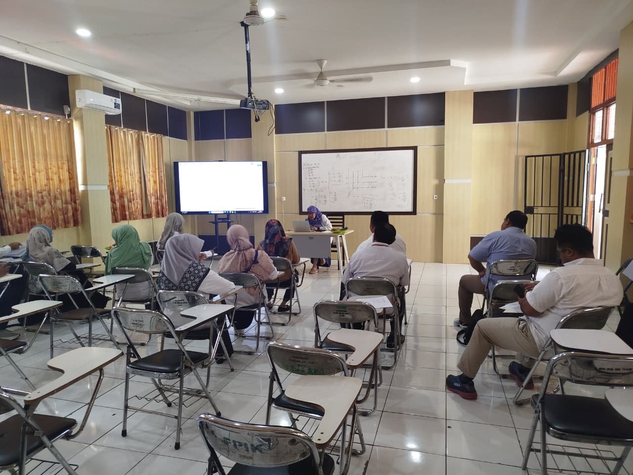 Rapat Akademik Fakultas Pertanian: Finalisasi RPS dan Dosen Pengampu Semester Genap TA 2025/2026